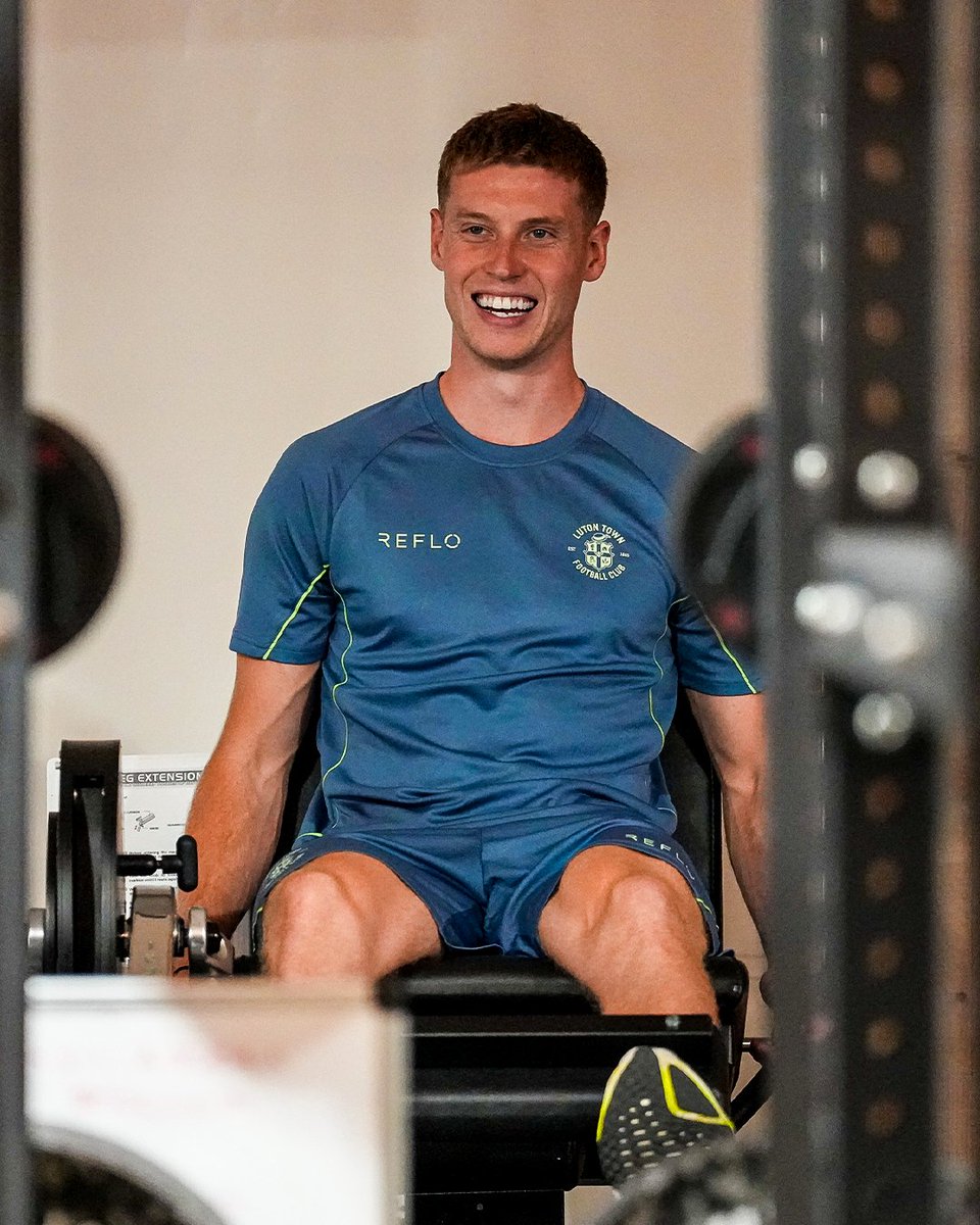 LutonTown's tweet photo. 😁 https://t.co/puLIRXKS5U