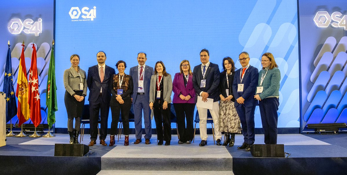 s4industry's tweet image. 🔵 At #S4i, the Blue Stage brings top minds to explore deep science’s role in shaping industry 💡🏭
Featured speakers included leaders from @EUeic, @ICEX_, @UAM_Madrid, @SPRIND, @CNRS, and more!
🔗 s4industry.eu
#Innovation #DeepScience #PlenarySessions