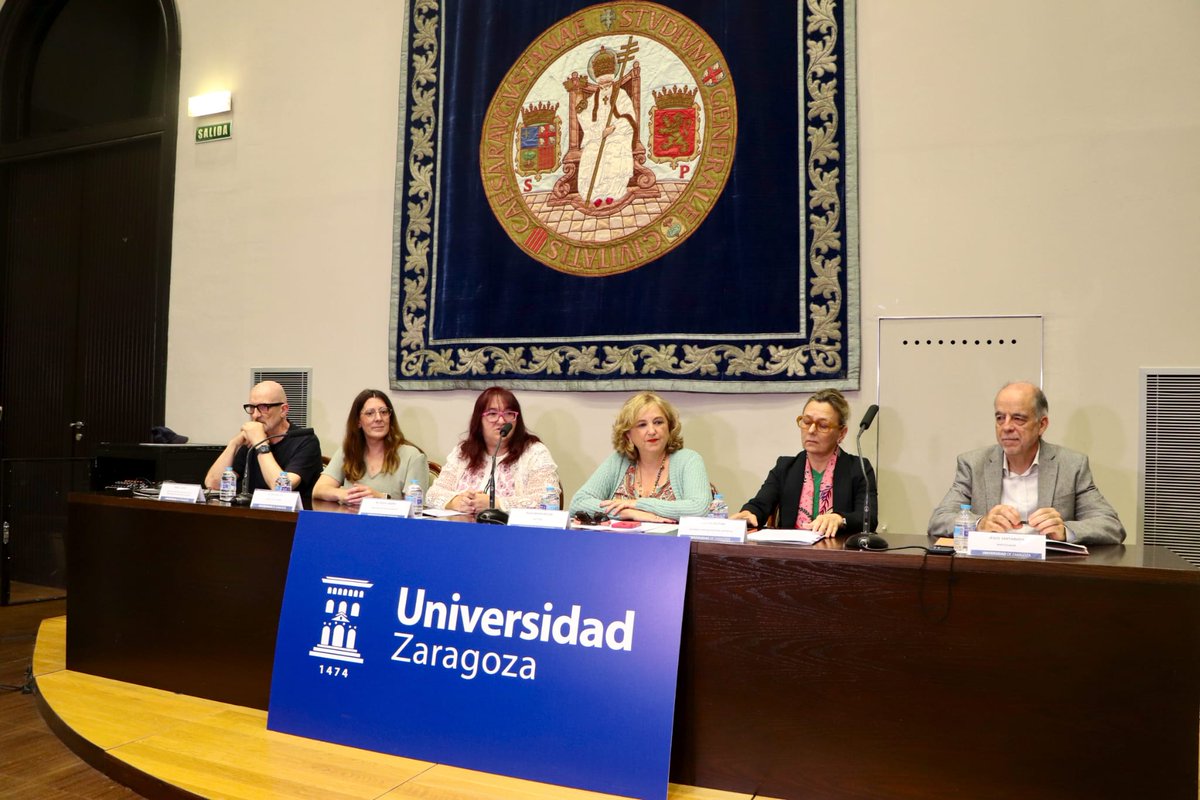 CSIC Aragón (@aragoncsic) on Twitter photo 🏅Jesús Santamaría, investigador del INMA, centro mixto del #csic y <a href="/unizar/">Universidad Zaragoza</a>, logra su tercera Advanced Grant del Consejo Europeo de Investigación con el proyecto ROMEO.
Asiste a la presentación la delegada del <a href="/AragonCSIC/">CSIC Aragón</a> , Mª Jesús Lázaro.
Más info 👉 bit.ly/44jE2hK 🏅Jesús Santamaría, investigador del INMA, centro mixto del #csic y <a href="/unizar/">Universidad Zaragoza</a>, logra su tercera Advanced Grant del Consejo Europeo de Investigación con el proyecto ROMEO.
Asiste a la presentación la delegada del <a href="/AragonCSIC/">CSIC Aragón</a> , Mª Jesús Lázaro.
Más info 👉 bit.ly/44jE2hK