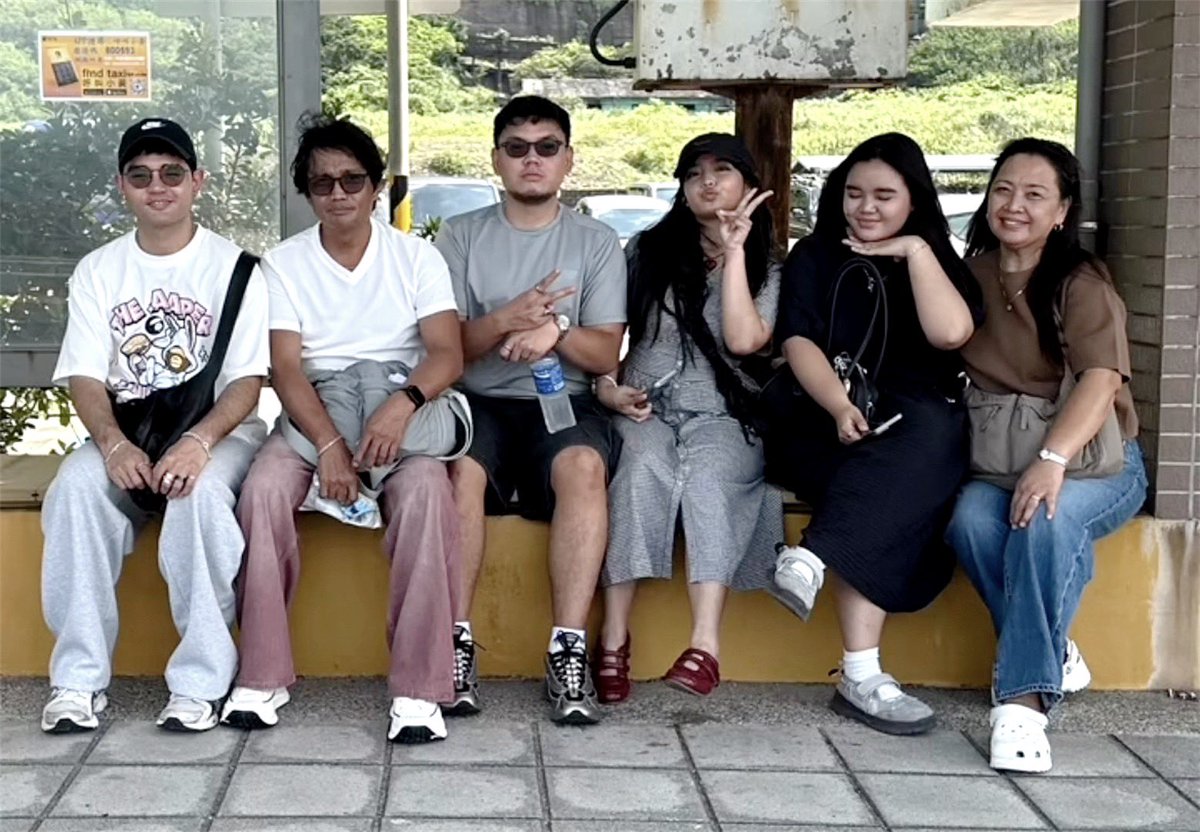 oohjcs's tweet photo. nase family complete in taiwan. 🥹 https://t.co/WruLopRDaY