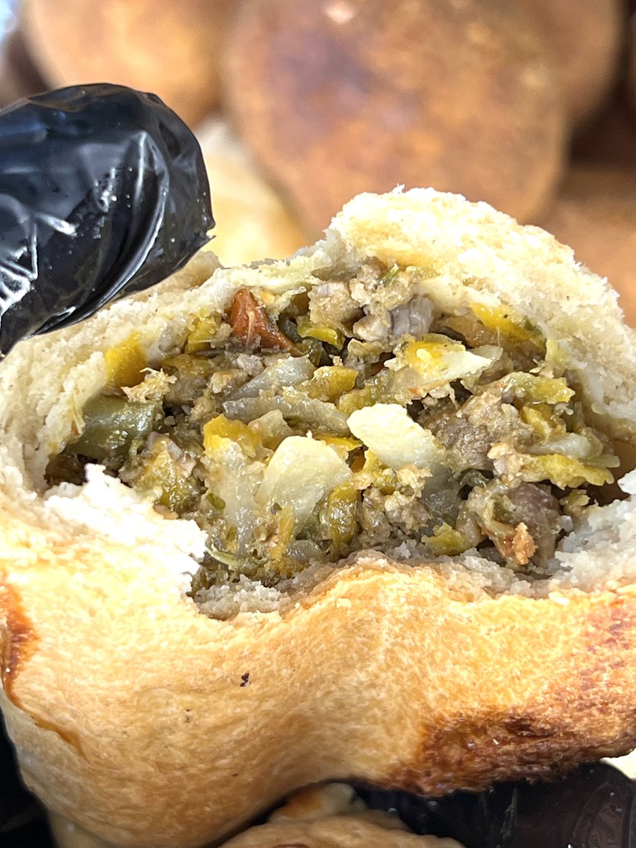 <a href="/SidelinePOV/">WOLFGANG DIALLO</a> Not from <a href="/Vies_Pastries/">Vie’s Pastries</a>