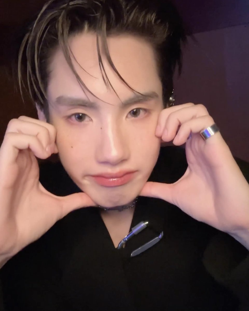 replayvacation's tweet photo. จู่โจมมมม https://t.co/Nwzbqr2kFT