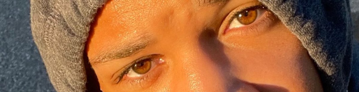 Yaakovsmind's tweet photo. The eyes in question https://t.co/ZrzWRNjDv6