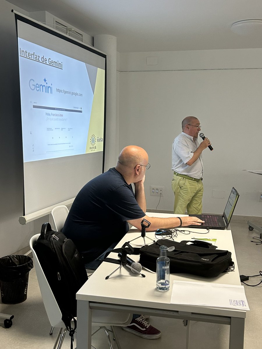 Interfaz de Gemini de la mano de Juan AIL Punto Vuela de La Roda De Andalucía en la formación “Descubriendo la IA para los GDR” Montilla (Córdoba) <a href="/PuntosVuela/">Puntos Vuela</a> <a href="/fegarc/">Fernando G.Cumbreras</a> #GrupoIASevilla