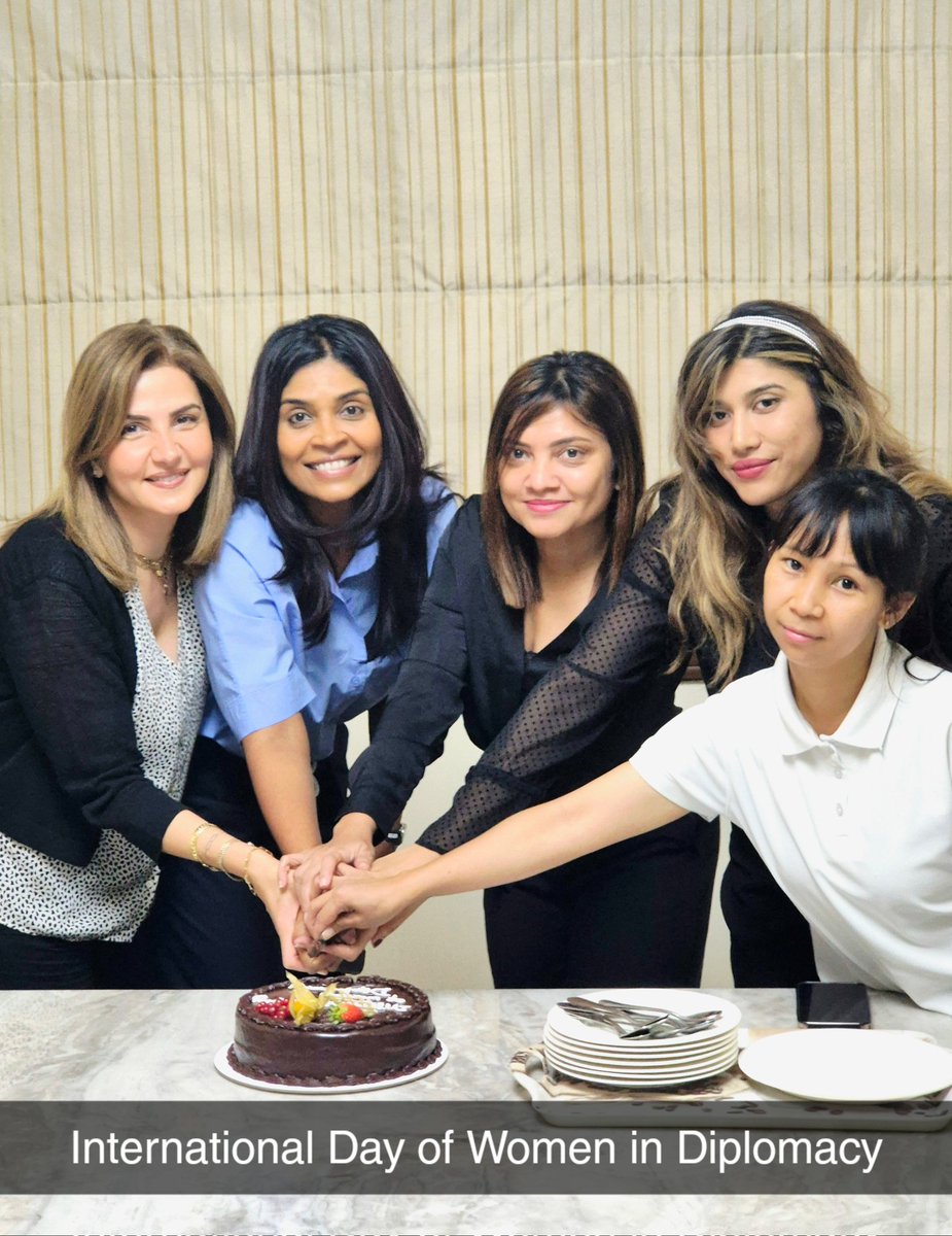 mundhu_maldives's tweet photo. Marked the #DayOfWomenInDiplomacy with a special celebration led by our dynamic women diplomats at the @MDVinUAE. I applaud the remarkable women whose leadership and commitment are at the heart of the 🇲🇻 foreign policy and diplomatic success story. #WomenInDiplomacy @MoFAmv https://t.co/H1SPAeh8zv
