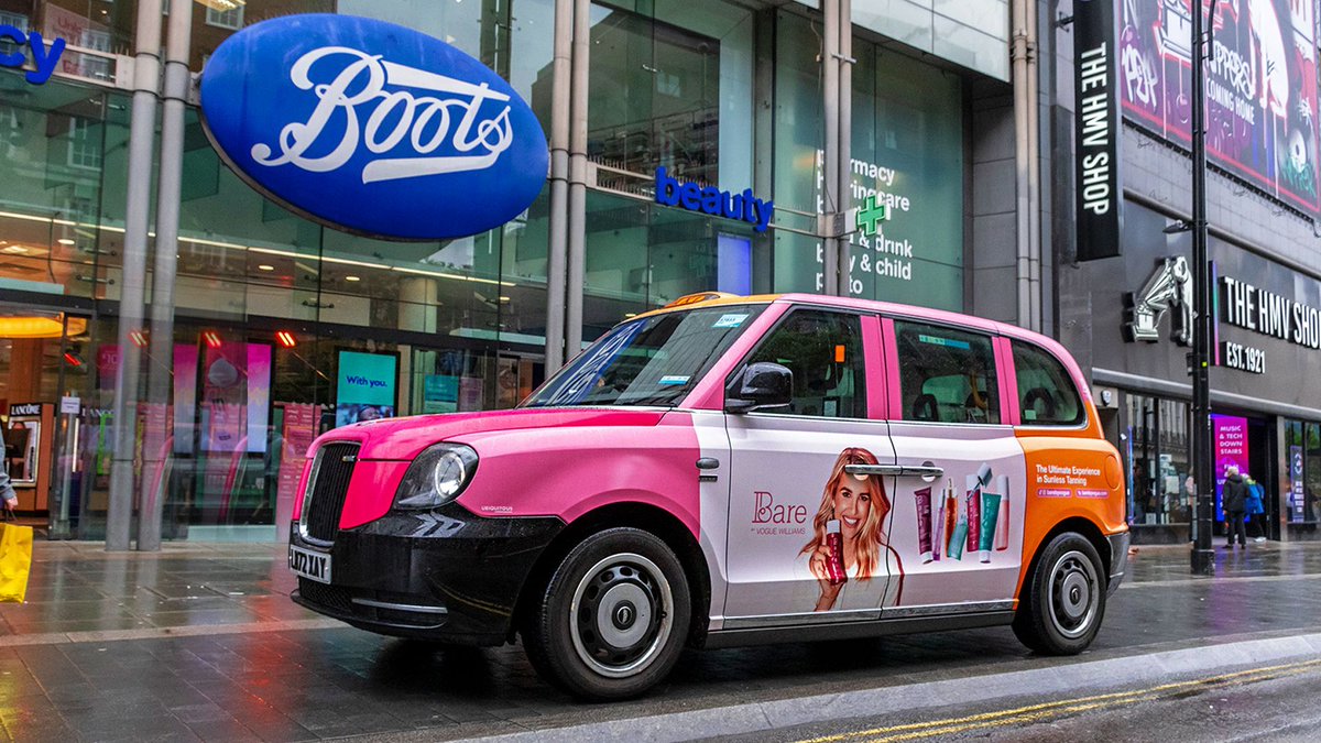 UbiquitousTaxis's tweet image. Taxis are a mobile billboard that create curiosity and prompt action. This campaign for Bare By Vogue shows how Taxis can prompt audiences to try a new skincare experience for themselves!
#brandawareness
#taxiadvertising
#creativeadvertising
