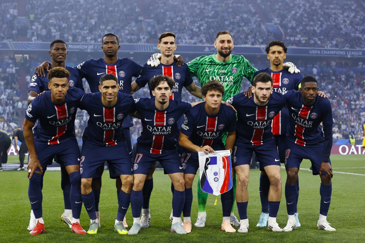 시애틀을 상대로 거둔 승리로 이번시즌 62경기에 출전하게 되었는데, PSG 역사상 최다 경기 수입니다.

이전 기록은 1994-95 시즌 61경기로 거슬러 올라갑니다.
#PSGKOREA #PSG #FIFACWC