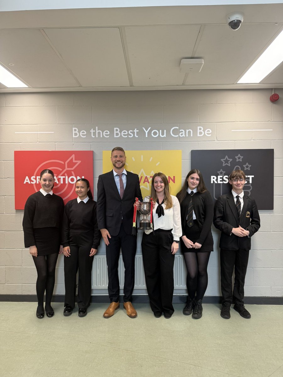 Mr Robertson tweet media