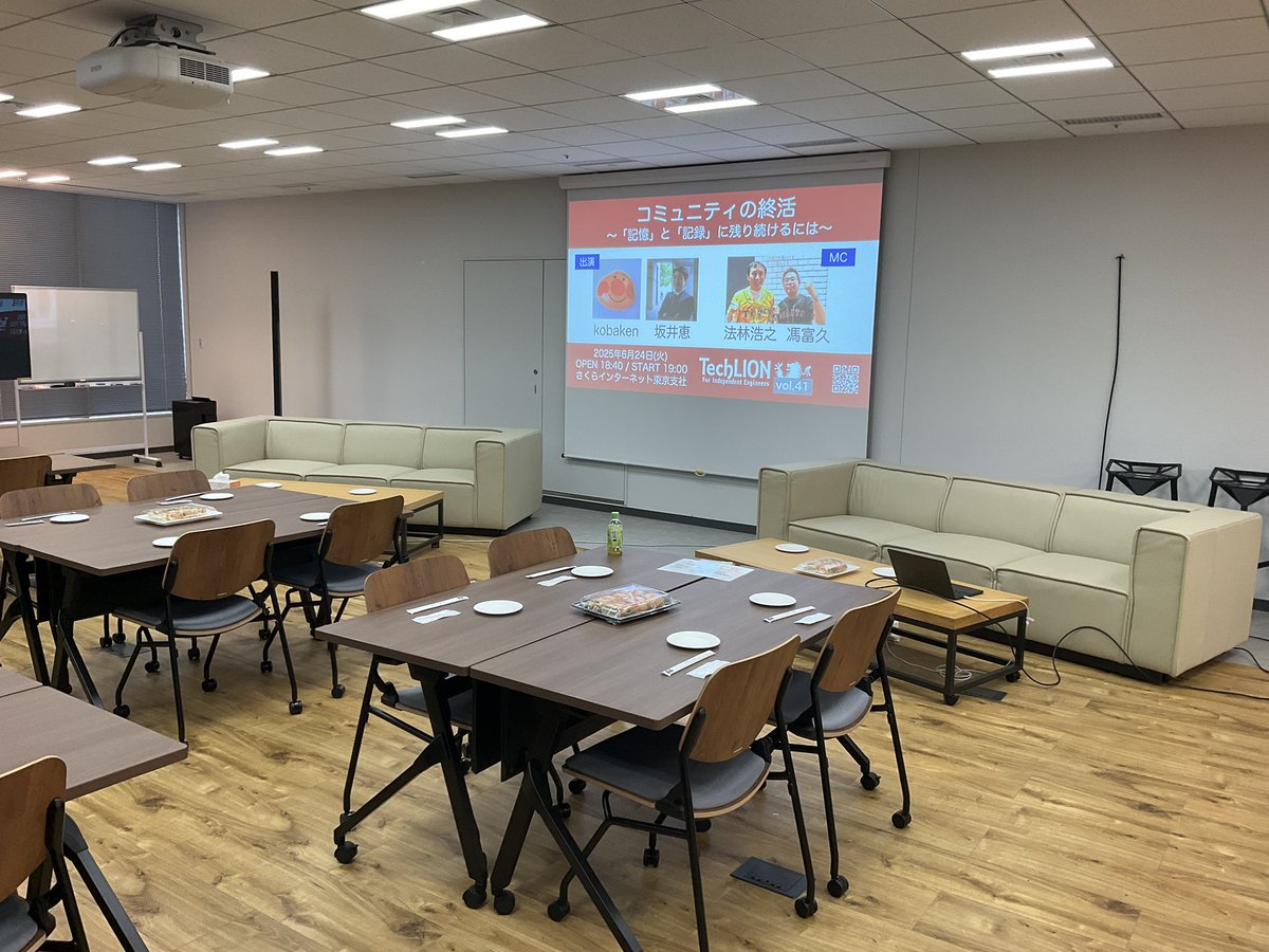 hourin's tweet image. #TechLION
会場準備だいたいできました！ご来場お待ちしています！