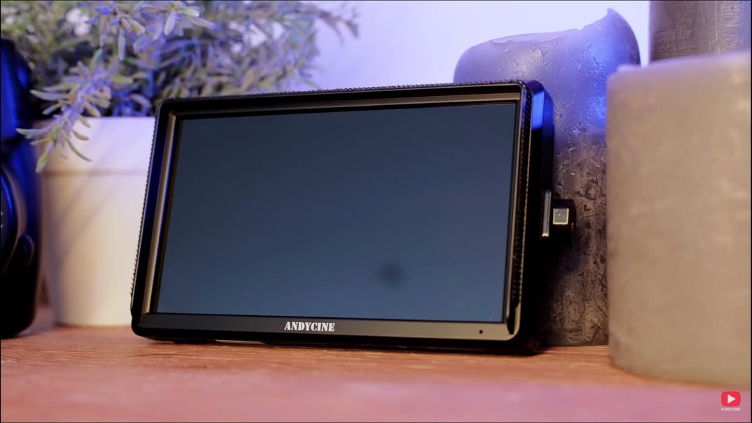 Andycinegear's tweet image. The A6 V2 5.7” makes pro features accessible—clear, compact, and beginner-friendly.
Great gear doesn’t have to break the bank.
Thanks @sopotnickiphotography for the solid review!
#andycine #filmmakingtools #cameraaccessories