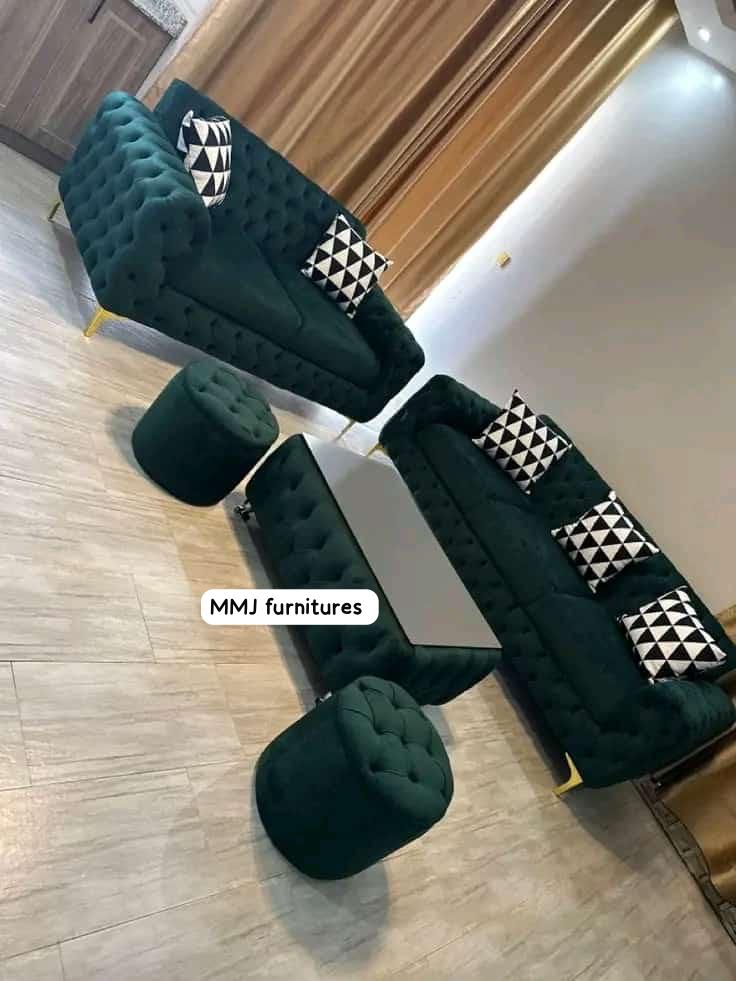 MmusiManonyane's tweet photo. MMJ Designs manufacture exclusive designs of furniture at affordable prices.

WhatsApp: 072 410 5082  for more designs,orders and laybye.

they deliver in less than a week
Check their Facebook page here👇👇
https://t.co/QkJiID5RuB…

INSTAGRAM 👇👇
https://t.co/SBBNdE5pTG… https://t.co/sBdtqA9pkO
