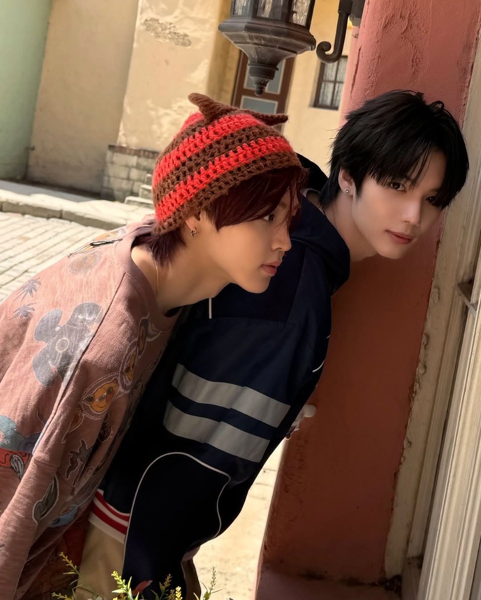 SMTR_KASSHOU's tweet photo. 하민이랑🐱🐶

#SMNBG #KASSHO #캇쇼 #カッショウ #SMTR25 #SMTRAINEE #SMTOWN https://t.co/lsHp5HE8bs