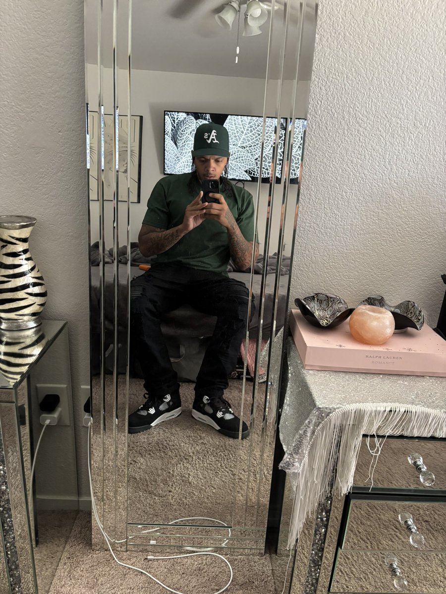 I’m so grateful I am who I am and never went out sad or did some shit you can’t come back from #imagetburiedaG