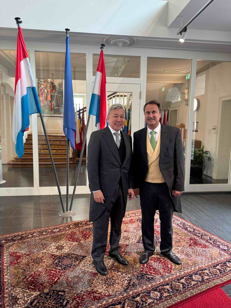 Люксембургийн Их Гүнт Улсын үндэсний баярыг тохиолдуулан Дипломат төлөөлөгчийн газрын тэргүүн нарыг Их Гүн Хенри болон Люксембург хотын дарга нар 2025 оны 6 дугаар сарын 22-23-ны өдрүүдэд хүлээн авч уулзав.
brussels.embassy.mn/post/5496