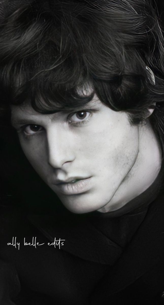 "She lives on Love Street / Lingers long on Love Street"

"Summer Sunday,and a year / I guess I like it fine,so far"
         Love Street by The Doors❤️ Waiting for the Sun 🎶
Poet and Legend: Jim Morrison 🫶