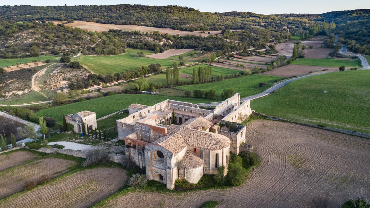 ¿Sabías que puedes visitar GRATIS estos yacimientos y monumentos de #CLM los domingos? 🏛️✨ Solo tienes que reservar

✅ Villa Romana de El Saucedo 
✅ Monasterio de Monsalud 
✅ Yacimiento de El Ceremeño 
✅ Cueva de Los Casares 
✅ Monasterio de Bonaval

cultura.castillalamancha.es