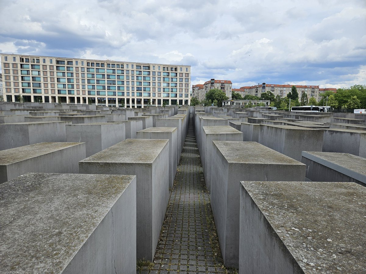 Walk around central Berlin yesterday: New Synagogue and Memorial to the Murdered Jews of Europe.
