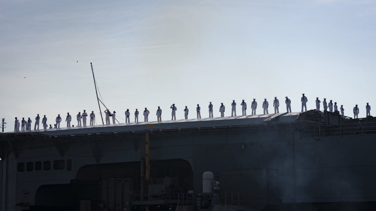 US2ndFleet's tweet image. The world's largest aircraft carrier, USS Gerald R. Ford (CVN 78), departs Naval Station Norfolk, June 24, for a regularly scheduled deployment.
#CVN78 #Ready2Fight