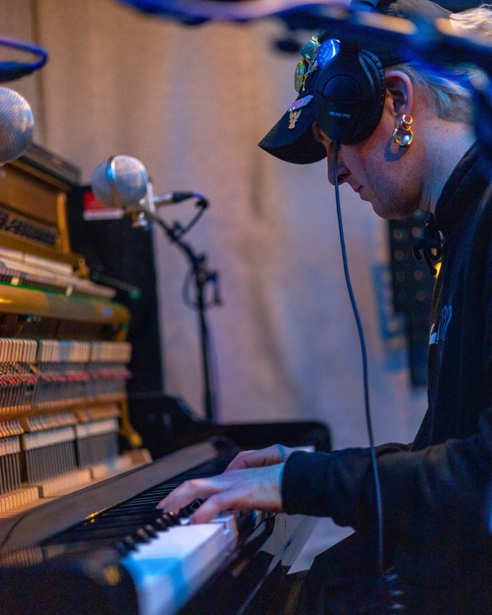 SONTRONICS tweet media