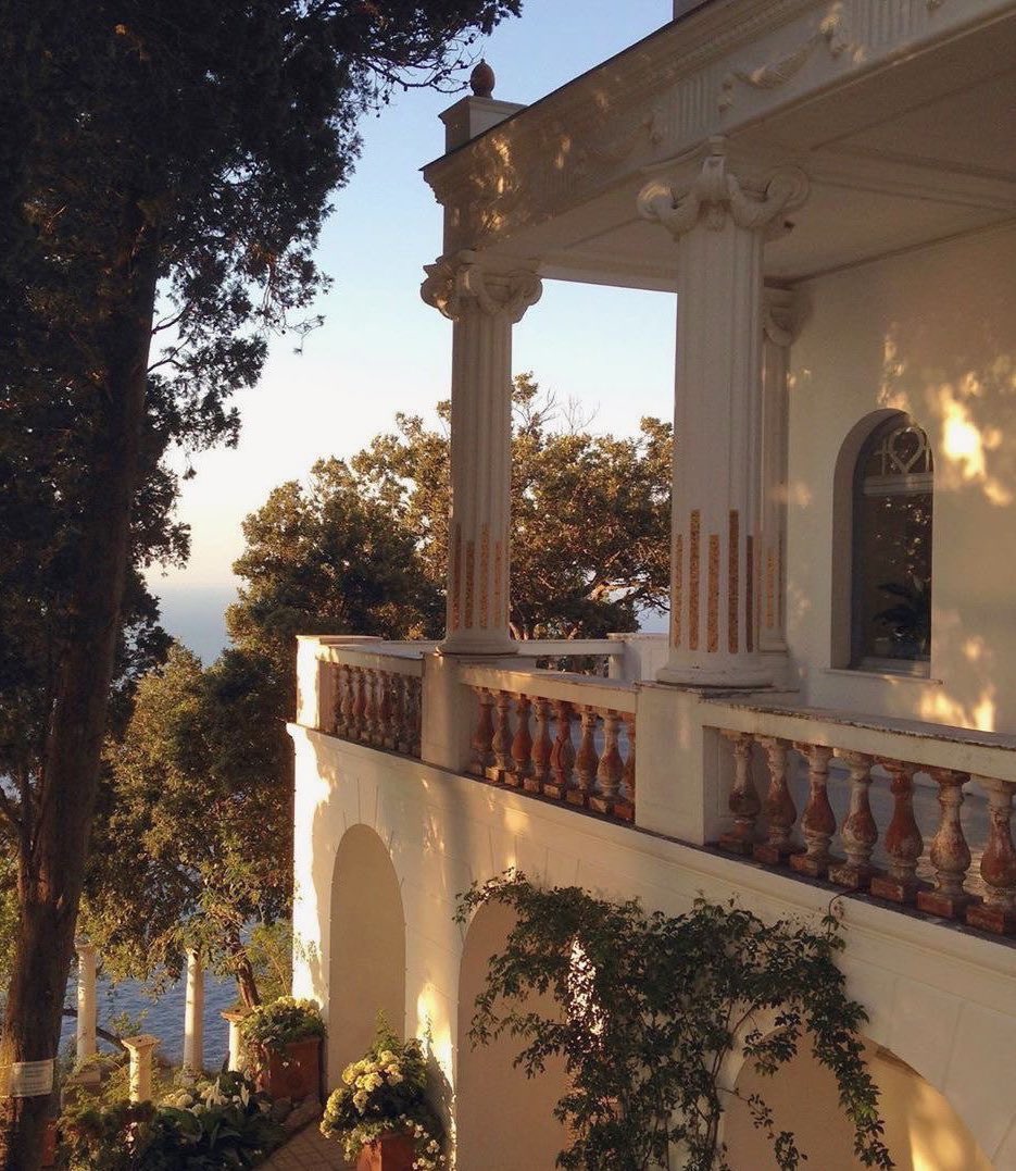 Victoriuscoach's tweet photo. Private equity summers in Capri https://t.co/jusCILFlLT