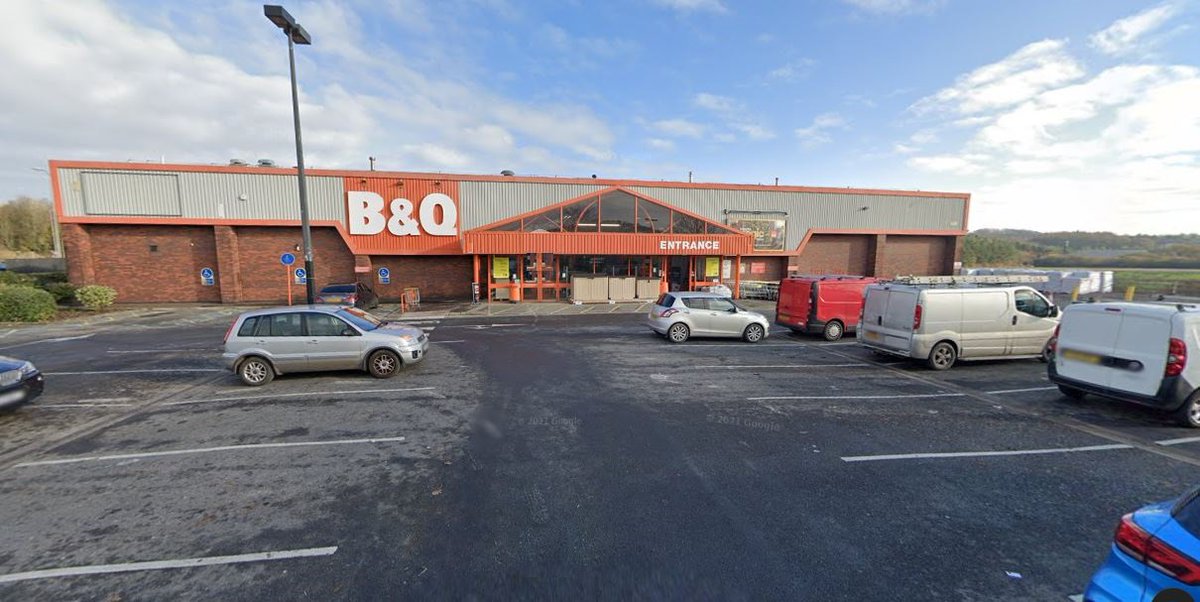 Carmarthen Journal (@carmjournal) on Twitter photo Carmarthen's B&Q is moving to a new store just one mile away tinyurl.com/2s4xj7aa Carmarthen's B&Q is moving to a new store just one mile away tinyurl.com/2s4xj7aa