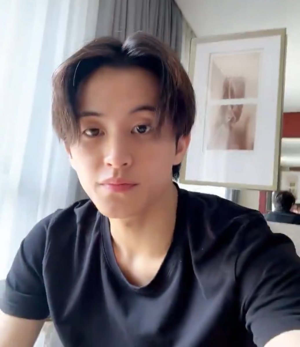 joyfulmarkly's tweet photo. just crazy omg….. https://t.co/BXi2U8dguW