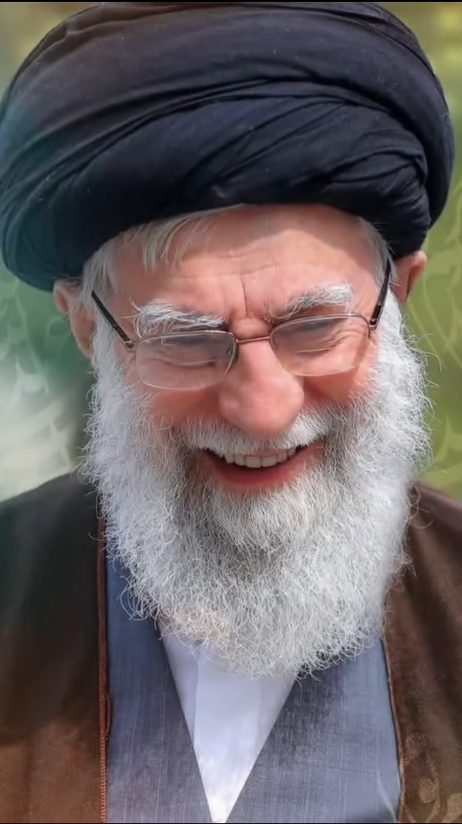 511M313's tweet image. ﴿ يَىْصُرُ مَنْ يَشَاءُ وَهُوَ الْعَزِيزُ الرَّحِيمِ ﴾✌️✌️