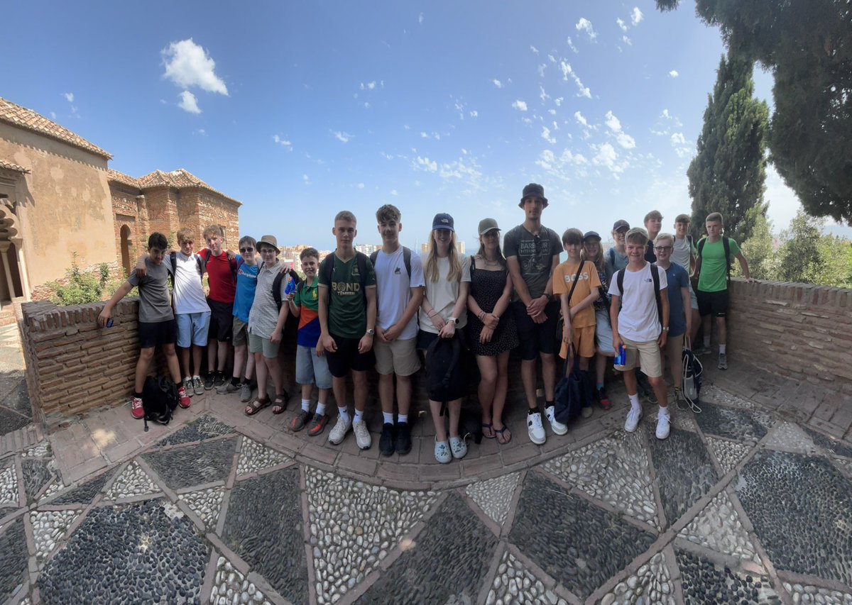 HelenBrooking's tweet photo. Málaga group now visiting El Alcazaba #dhsbcew https://t.co/B6BTq0C0Ij
