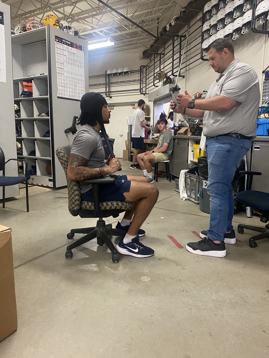 ZipsEquipment's tweet image. Getting some players scanned for the new F7 Pro today #GoZips @schuttsports @CertorSports