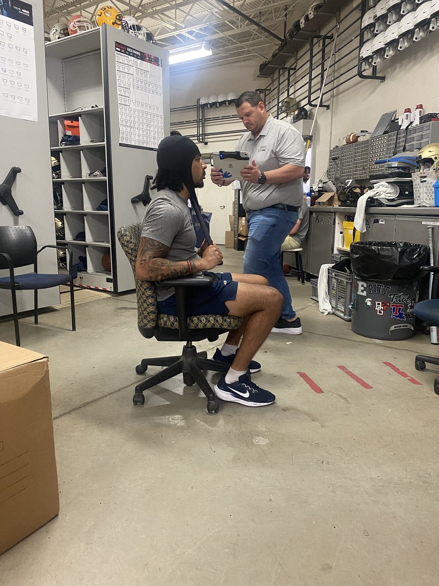 ZipsEquipment's tweet image. Getting some players scanned for the new F7 Pro today #GoZips @schuttsports @CertorSports