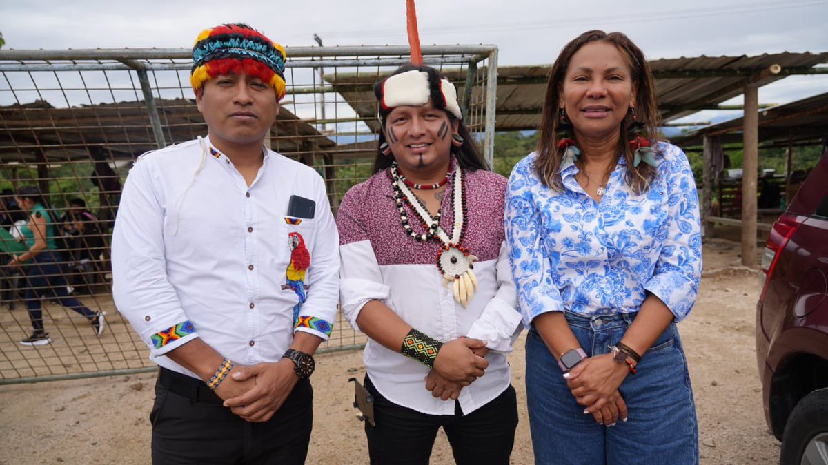 JuliaAnguloEc's tweet photo. 📍PASTAZA- participamos en la asamblea extraordinaria de la @confeniae1 cuyas bases eligieron a @marlonvargas76 como su candidato a presidir la @CONAIE_Ecuador 

Promover el diálogo y la unidad serán siempre premisas fundamentales del gobierno del Presidente @DanielNoboaOk 💪🏻🇪🇨🙌🏻 https://t.co/czFmP8d6qk