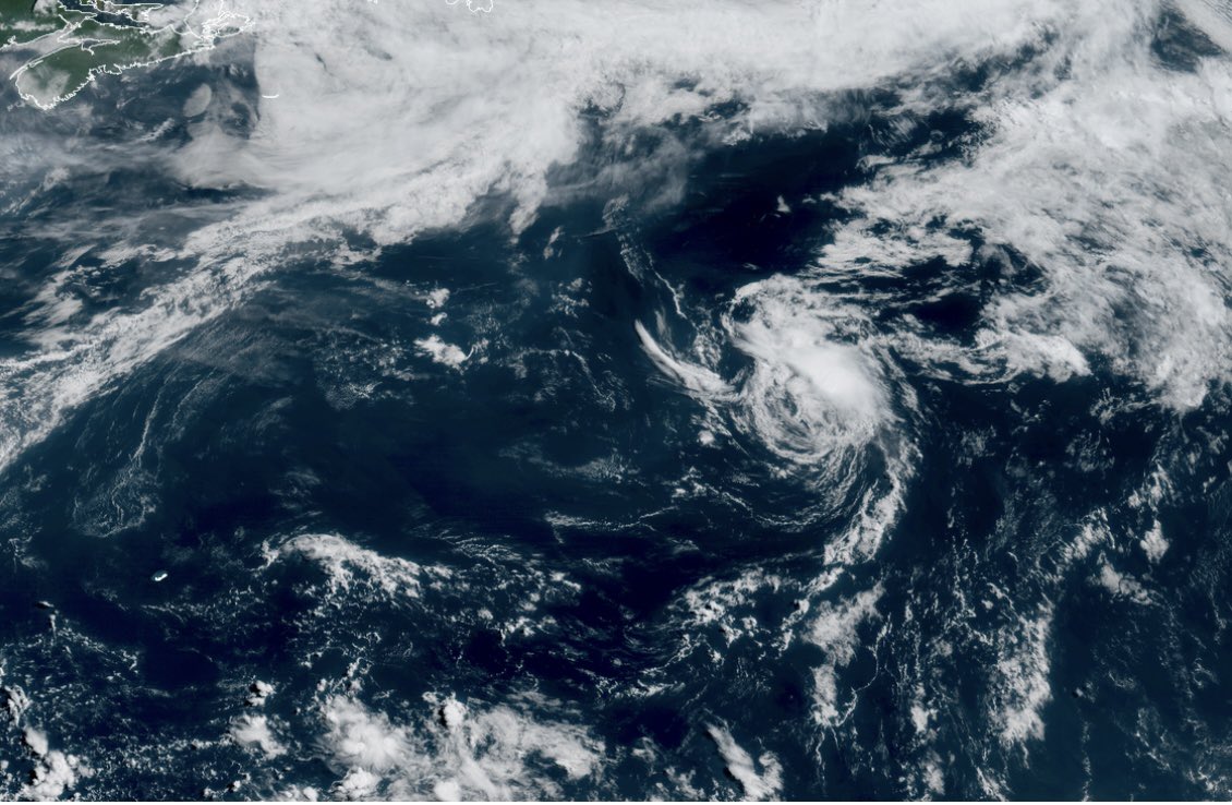 JGerardWeather's tweet image. The first named storm of the season (Andrea) has formed but it’s a nothingburger. It’s the farthest north and east any tropical cyclone has formed since recordkeeping began. #meteorologist4thepeople #LOCAL10 #LOCAL10