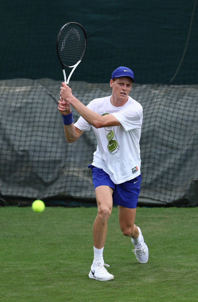 Jannik Sinner 

#Wimbledon