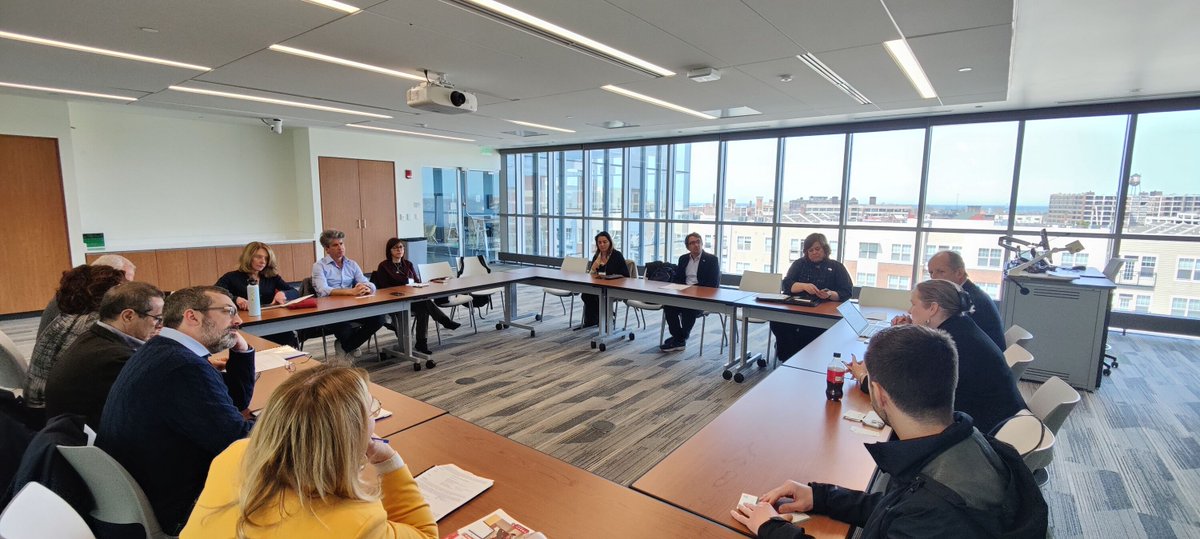 MIC_Exchanges's tweet image. Academic partnerships go beyond student exchanges, they’re strategic tools for innovation and diplomacy. Through a recent @StateIVLP, higher ed leaders from Southern Italy met with U.S. universities to explore new models of collaboration. Read more here: meridian.org/project/u-s-hi……