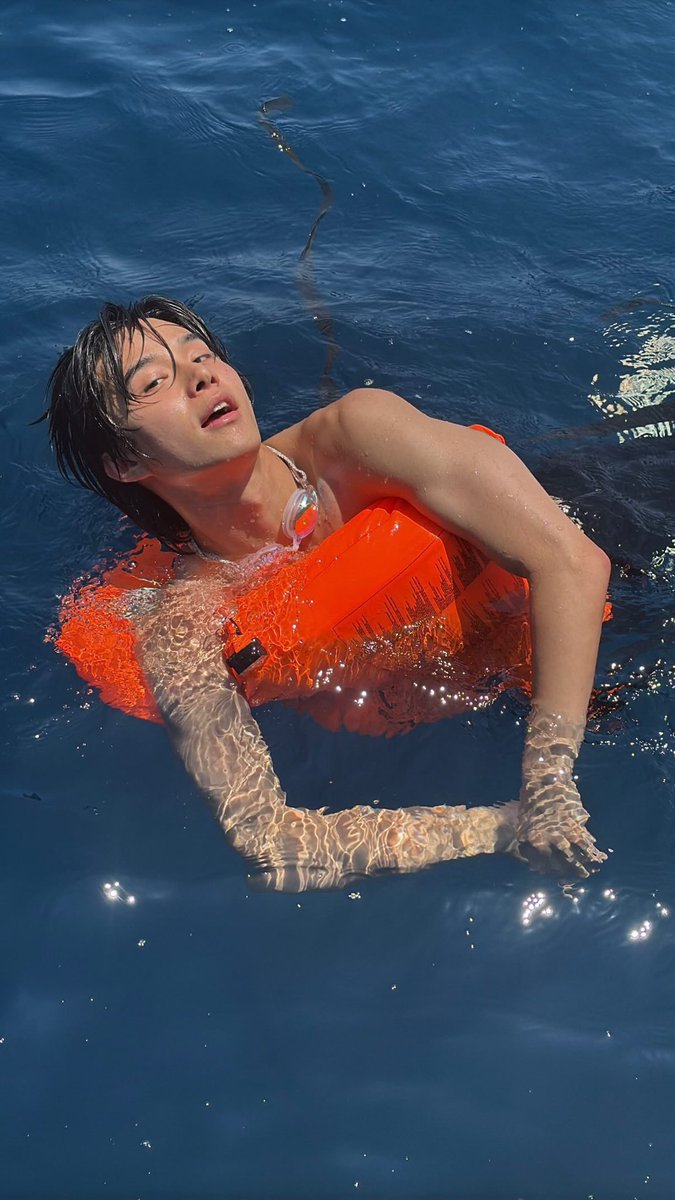 kjwhive's tweet image. JUNGWOO IG STORY UPDATE