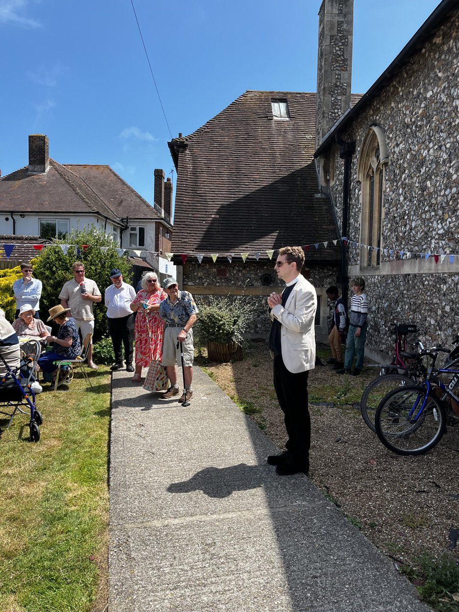 Parish of South Lancing and Sompting (@parishofsls) on Twitter photo A few photos from Corpus Christi and Fr Felix’s leaving party at St Michael’s. Two great speeches about one great priest (obvs <a href="/revfelixsmith/">Fr. Felix Smith</a> made one of them!) <a href="/ChichesterDio/">Chichester Diocese</a> A few photos from Corpus Christi and Fr Felix’s leaving party at St Michael’s. Two great speeches about one great priest (obvs <a href="/revfelixsmith/">Fr. Felix Smith</a> made one of them!) <a href="/ChichesterDio/">Chichester Diocese</a>