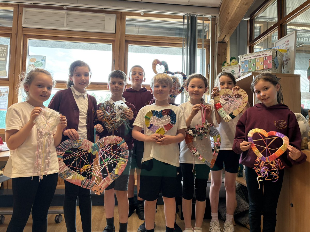 StMary_ofAngels's tweet photo. Well done to our Values group who met this afternoon for our penultimate meeting. The children shared the hearts of forgiveness they’ve been crafting and we discussed how to create a kindness journal for our final challenge of the year #ValuesForLife https://t.co/soZY0Z1kkX