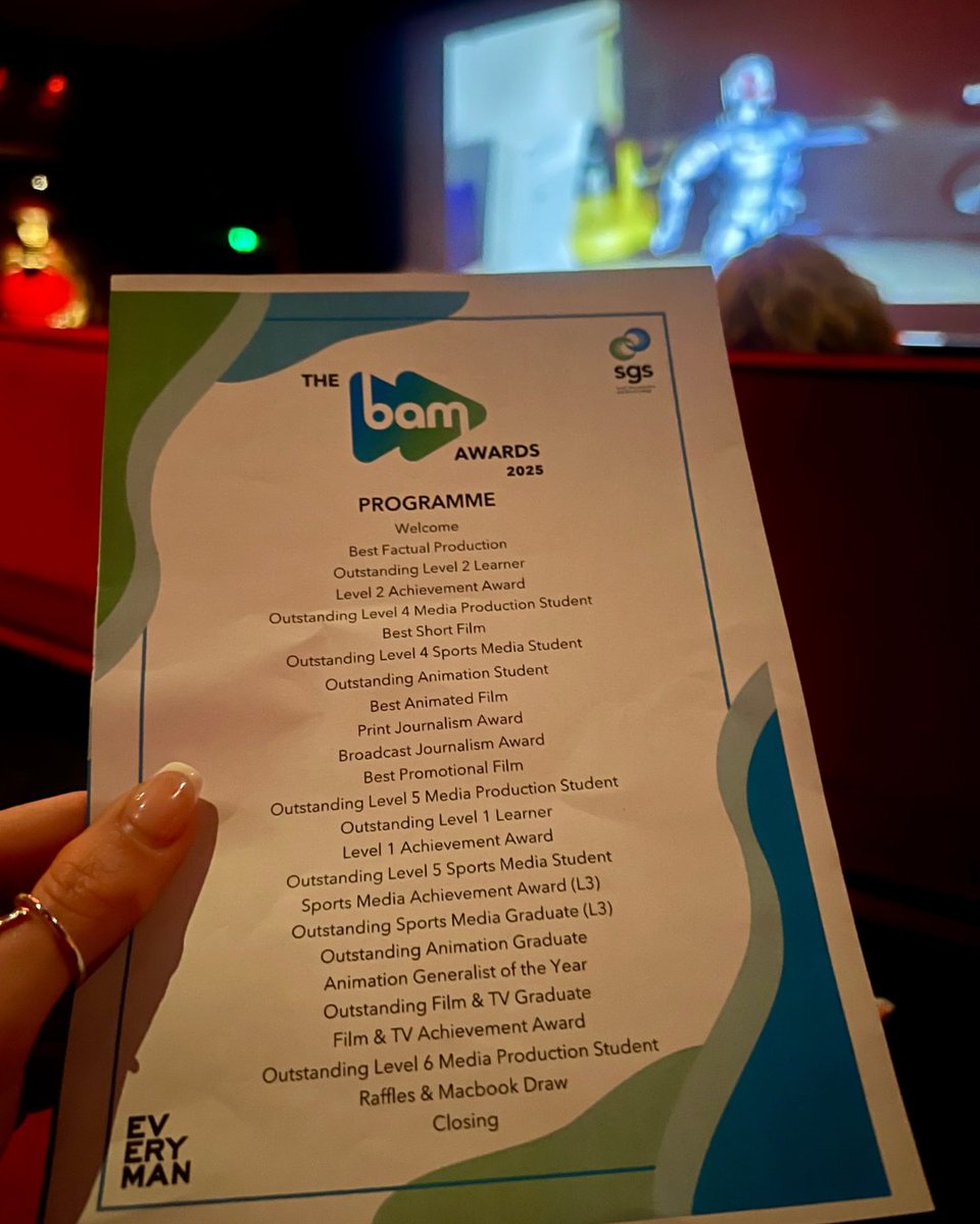 sgs_college's tweet photo. 🎬 What a night! The BAM Awards were a celebration of talent, creativity, and hard work. Huge congratulations to all our award winners, and a massive well done to every student for your incredible achievements this year – you’ve made us proud!
#SGSCollege #BristolAcademyOfMedia https://t.co/wVMqaJZ5SL