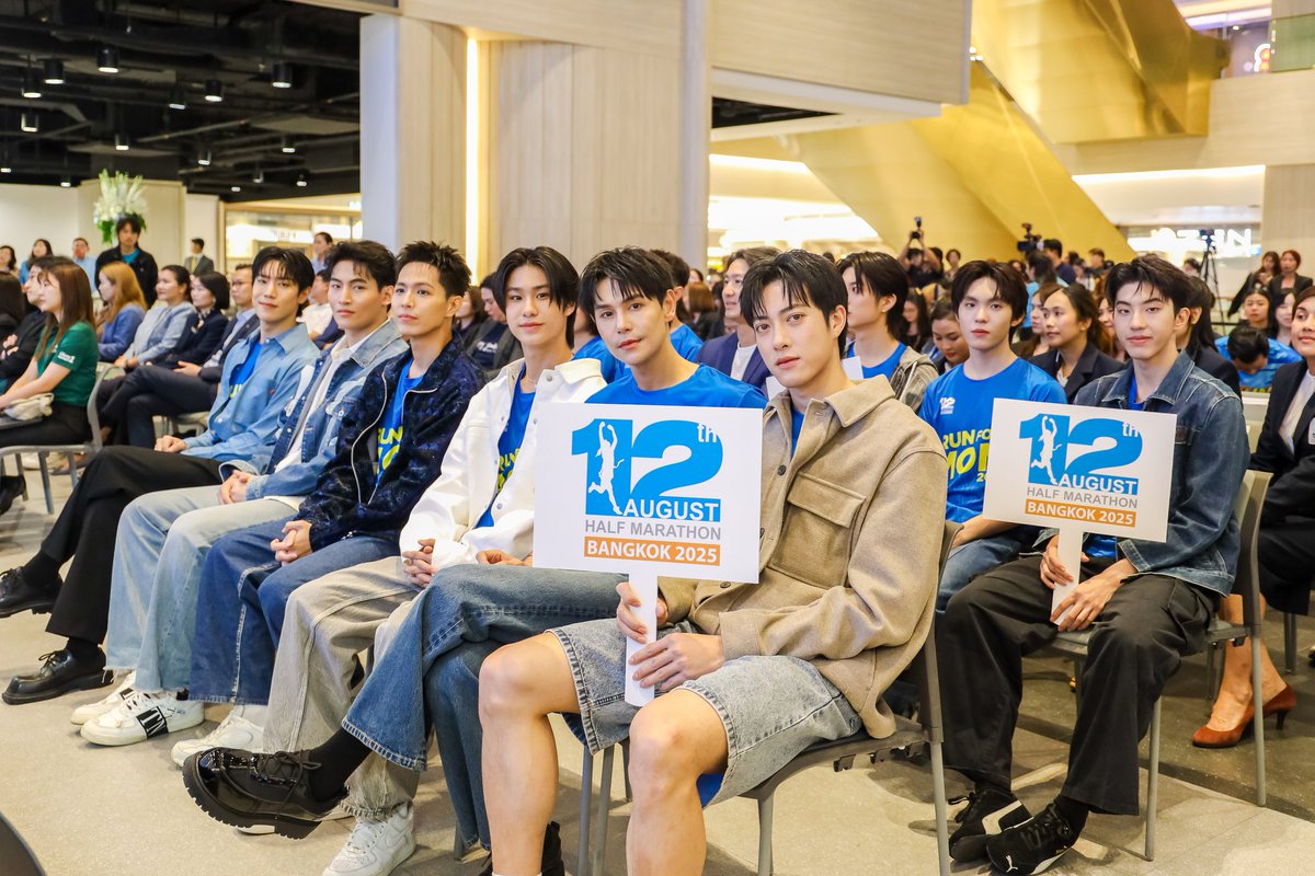 ฉลอง 3 ทศวรรษ “12 สิงหา ฮาล์ฟ มาราธอน กรุงเทพฯ 2025” (RUN FOR MOM)
 กับสะพานใจกลางกรุงในตำนาน พร้อม 3 ความพิเศษใหม่

#grtsp #ThorThinnaphan 
#OhmThitiwat #Flukejeee #Papangpt
#lukeso_ #Aston_Lv
#kenji_kanthee #tananloh_
#RunForMom2025
#12AugustHalfMarathon

 บริษัท เอ็น.ซี.ซี.