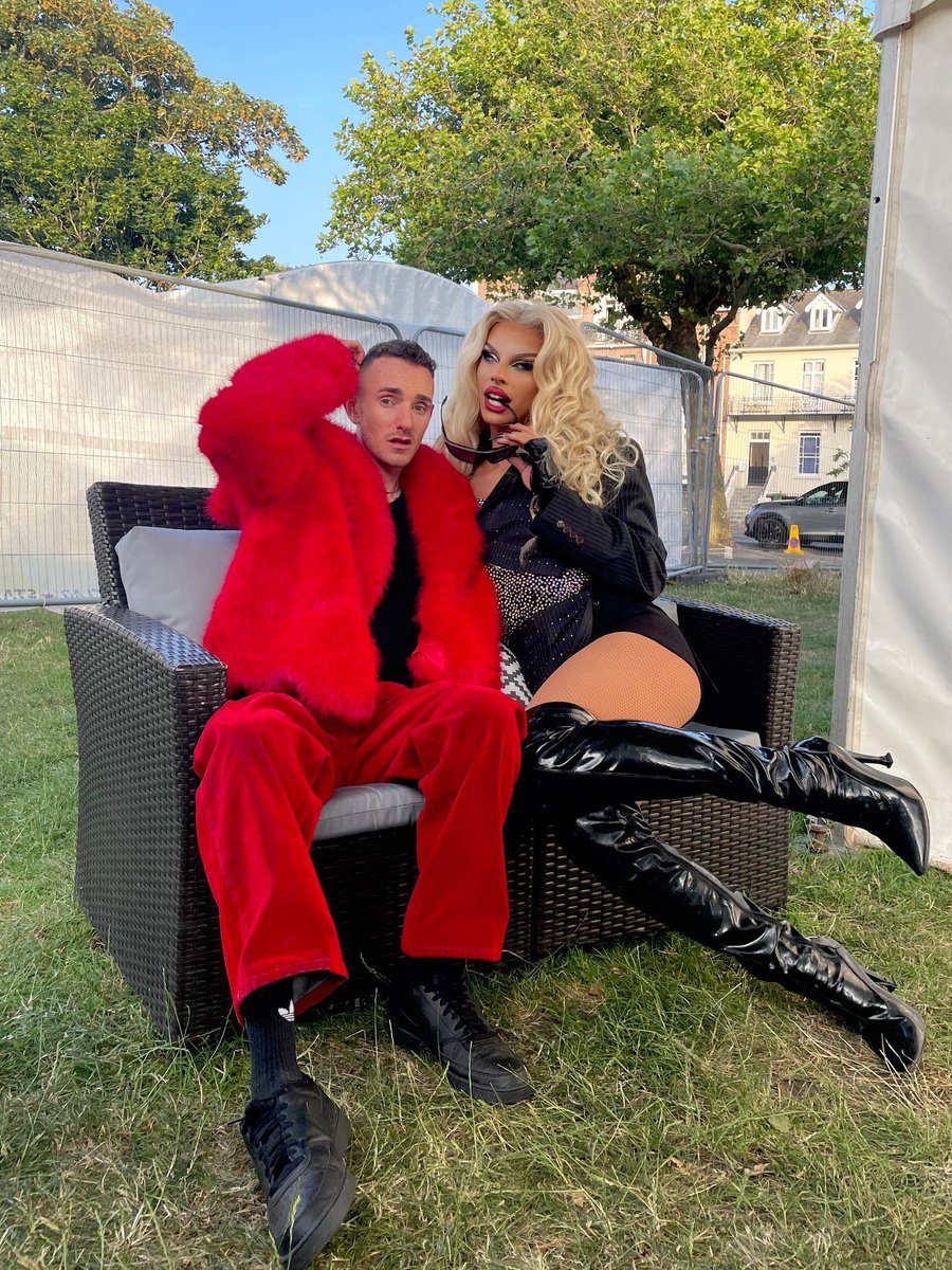 Shea (@music_shea) on Twitter photo On your M... P3 🌹
<a href="/PaigeThreeDrag/">PAIGE THREE</a> performing BORN FREE with you at #cipride was a dream Ty Ty Ty happy pride ❤️
#drag #pride #lgbtmusic On your M... P3 🌹
<a href="/PaigeThreeDrag/">PAIGE THREE</a> performing BORN FREE with you at #cipride was a dream Ty Ty Ty happy pride ❤️
#drag #pride #lgbtmusic