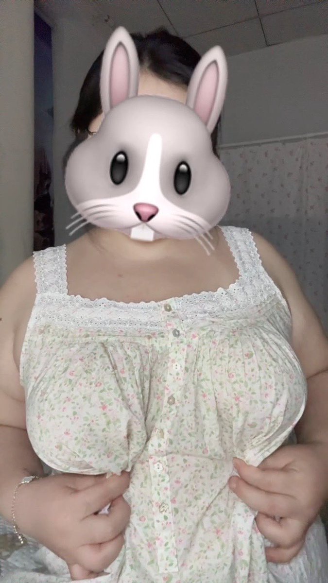 #bbw #恋肥 #恋肥癖 #恋胖 #恋胖癖 #肉感女 #厚片女孩 #棉花糖女孩 #反差 #胖女孩 #大码女孩  #sm #坦克  #200斤 #胖mm #胖妹 #胖女 #大码女孩 #肉肉女  #胖女生 #胖妹妹 #肥 #肥满 #丰满 我爱碎花