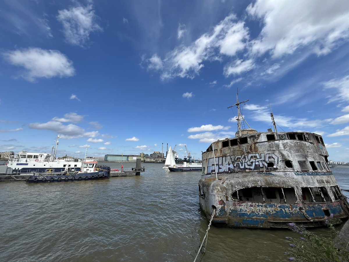It’s a crowded old river Thames outside the #writing studio this afternoon. The large boat on the right is an old Mersey ferry that once hosted The Beatles. In the distance on the north shore is the sugar factory with its familiar tall towers.  #london #photography