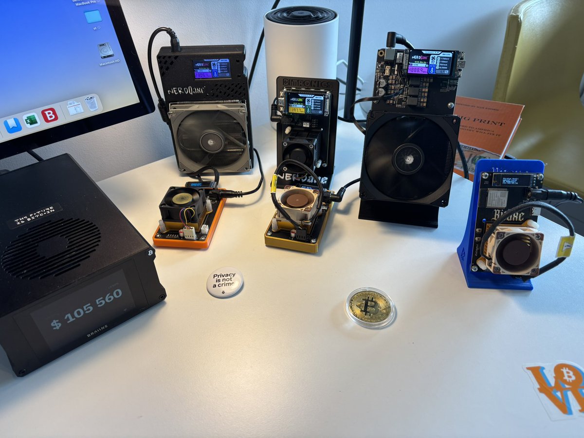 KjellAnker's tweet image. Do you run a miner?
You should. Not for profit — but for principle.

Support the network. Stay sovereign.
Plug your @NerdAxe or @bitaxe into @Public_Pool_btc or @ocean_mining.

🟧 This machine mines freedom.
#Bitcoin #HomeMining #RunYourNode