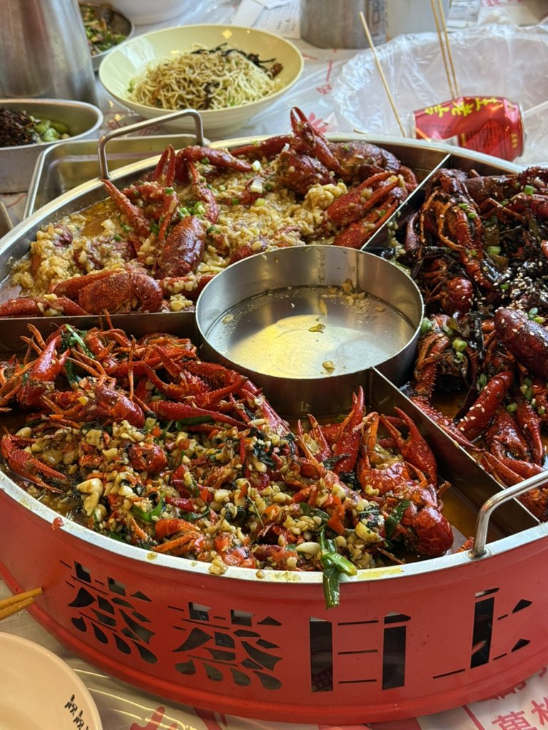 new friends
new food
new city

life is <a href="/boundless_xyz/">Boundless</a>