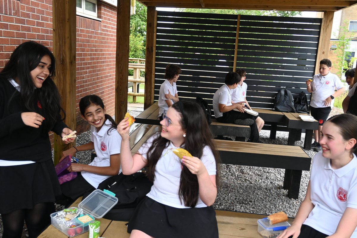 Ms Yarrow tweet media