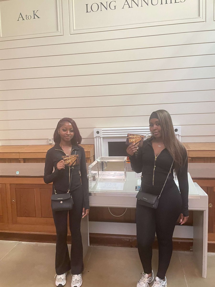 BridgeAcademyE2's tweet image. Our Year 12 students took part in an exciting Super Curricular Day, exploring some of the incredible opportunities London has to offer. Highlights included visits to the Old Bailey to view live trials, the Royal Courts of Justice, and the Supreme Court - an inspiring day for all