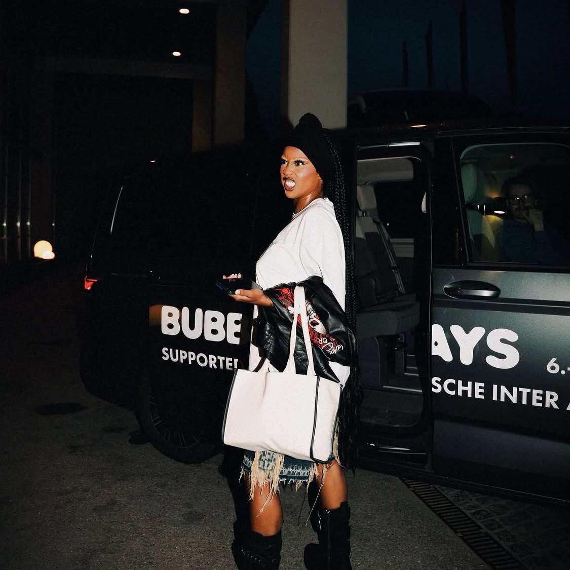 🧜🏿‍♀️ IAMDDB’s UPDATES 🧜🏿‍♀️ tweet media