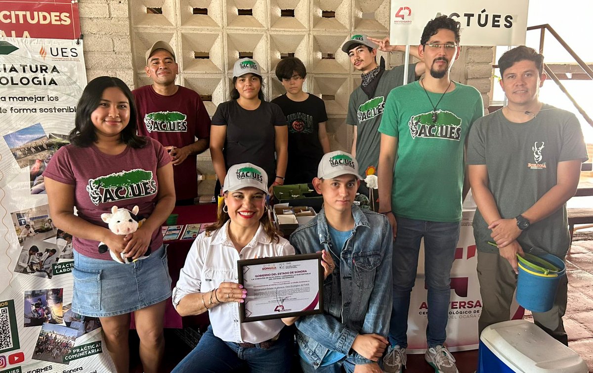 🏆 La <a href="/UES_MX/">Universidad Estatal de Sonora (UES)</a> recibió el Premio al Mérito y Contribución Ecológica, en la categoría Universidad, por su labor en reforestación, reciclaje y educación ambiental 🌎♻️ Gracias al grupo <a href="/ACTUES1/">ACTUES</a> y al impulso de la rectora <a href="/PatyPatinoF/">Paty Patiño</a>.

#OrgulloUES #SomosBerrendos #SomosBerrendas 💚