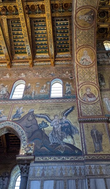Jim73131158's tweet image. Monreale Cathedral ( Duomo di Monreale ) was consecrated as a Metropolitan Cathedral in 1182 by Pope Lucius III.

The beautiful Byzantine style mosaics, finished in early C13 were absolutely stunning.

#wallsonwednesday #monreale #sicily #italy
