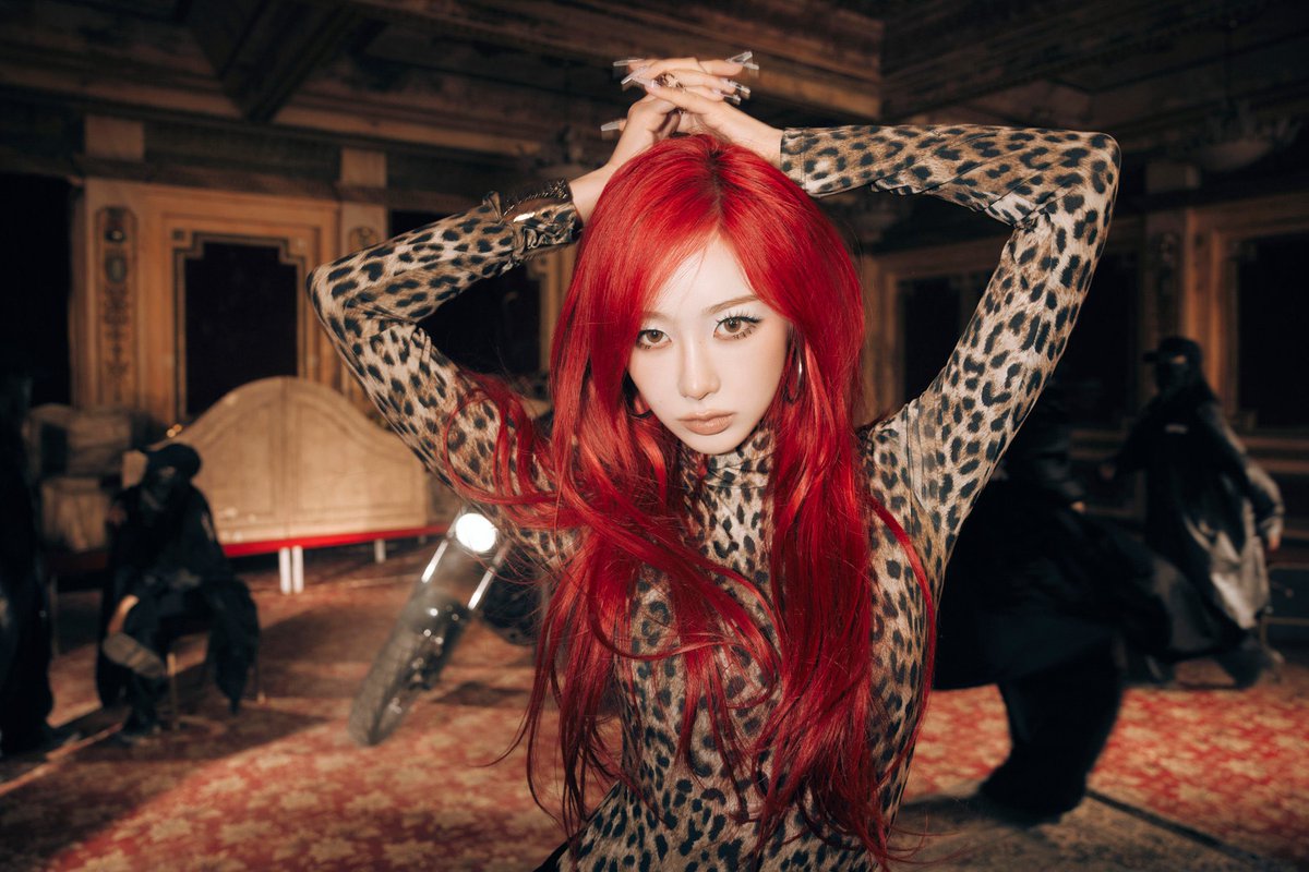 grossfades's tweet image. MAMAAA